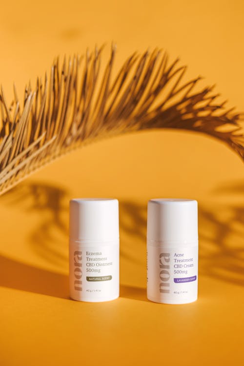 علاج حب الشباب بطرق طبيعية: دليل شامل ومحدث