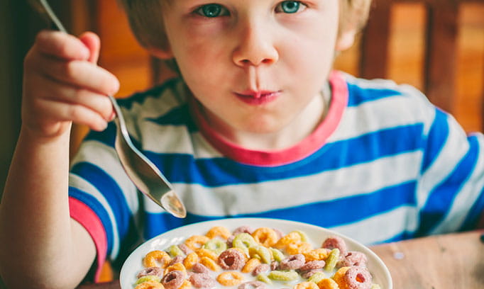 فيتامينات الأطفال: أهمية، تحليل، وطرق تعزيز صحتهم النموّية