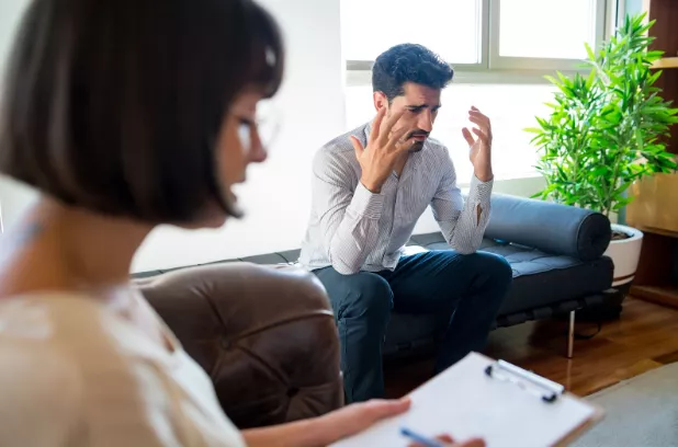 علاج القلق: نهج شامل لمواجهة التحدي النفسي