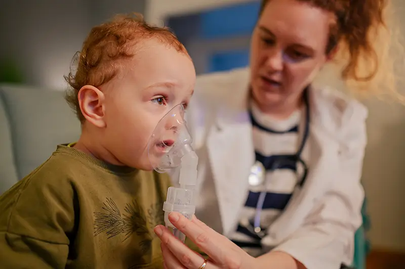 السعال عند الأطفال: دليل شامل لفهم الحالة وإدارة العلاج بشكل ناجح