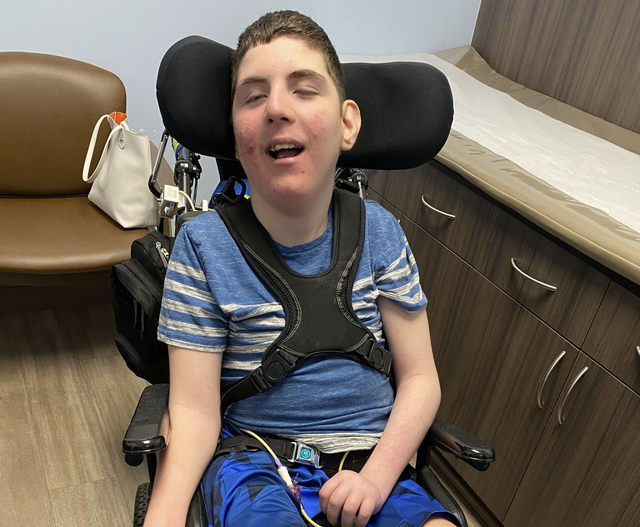 اضطرابات النمو: تصنيفها، أسبابها، أحدث الأبحاث، والتطورات المستقبلية