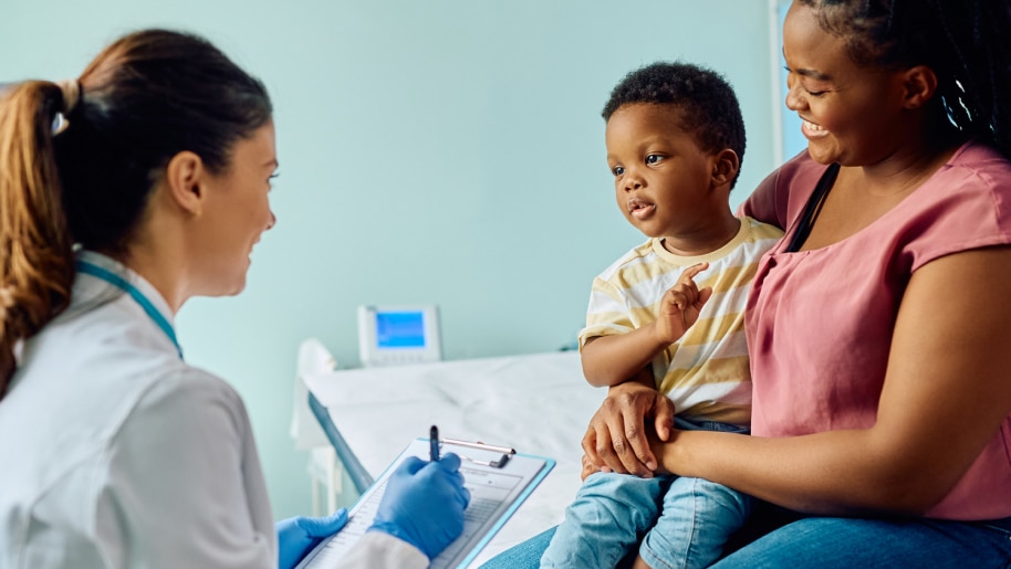 تأخر النمو لدى الأطفال: دليل شامل لفهم الأسباب والعلاجات