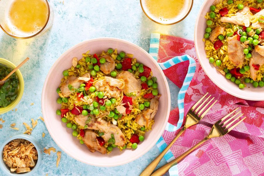 أرز بسمتي مع اللحم النباتي والخضروات المشكلة