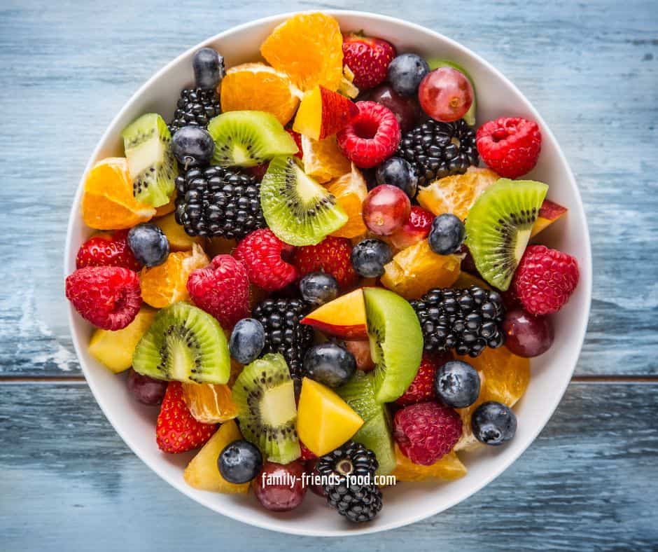 سلطة الفواكه الطازجة بدون سكر مضاف