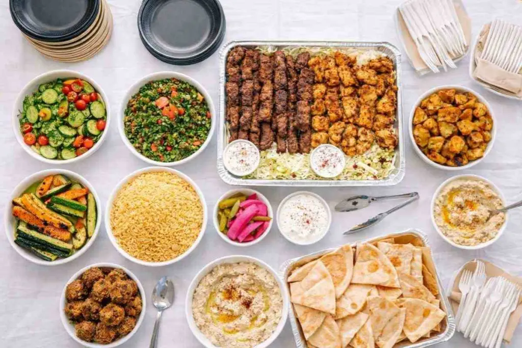 أسياخ سلمون مشوية بالليمون والسماق — طبق صحي وسهل وسريع