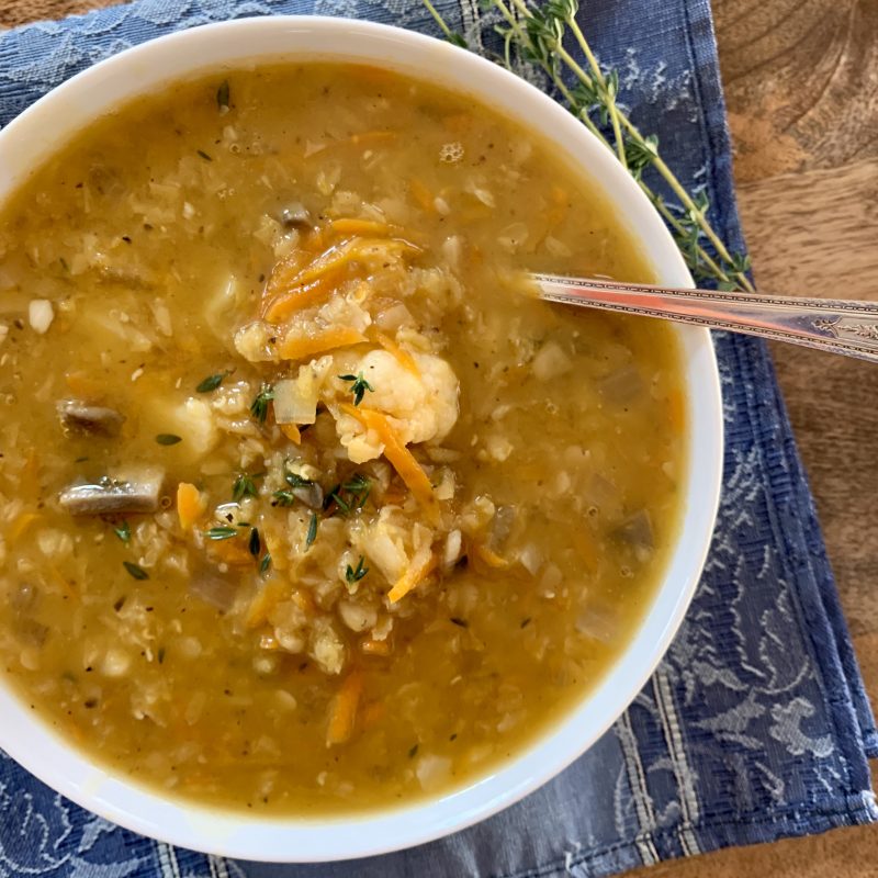 شوربة العدس الأحمر بالخضروات الصحية