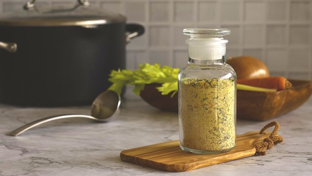 مرق نباتي بالخضروات والتوابل العربية الصحية لمرضى السكري