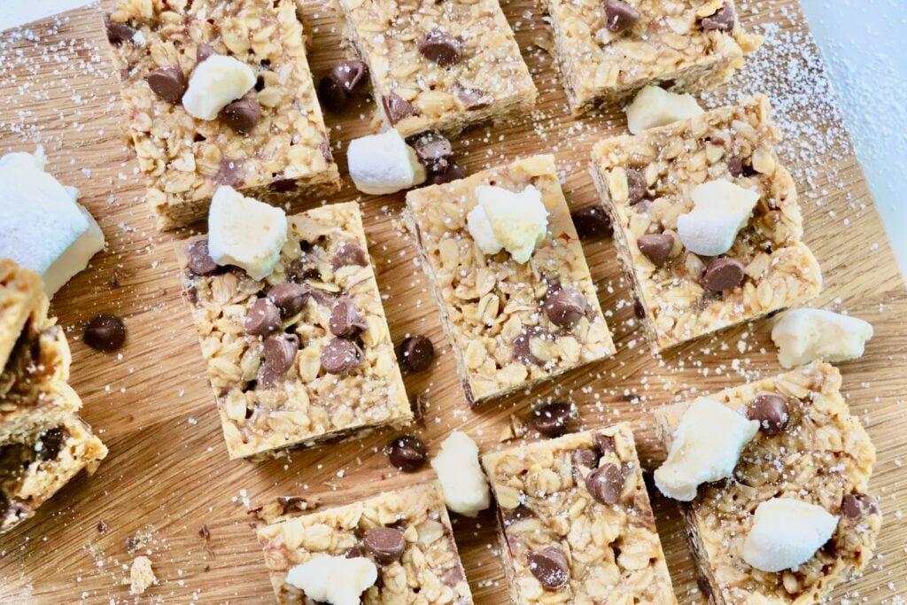 بارات الطاقة بالشوفان والمكسرات والعسل: صحي، سهل، سريع