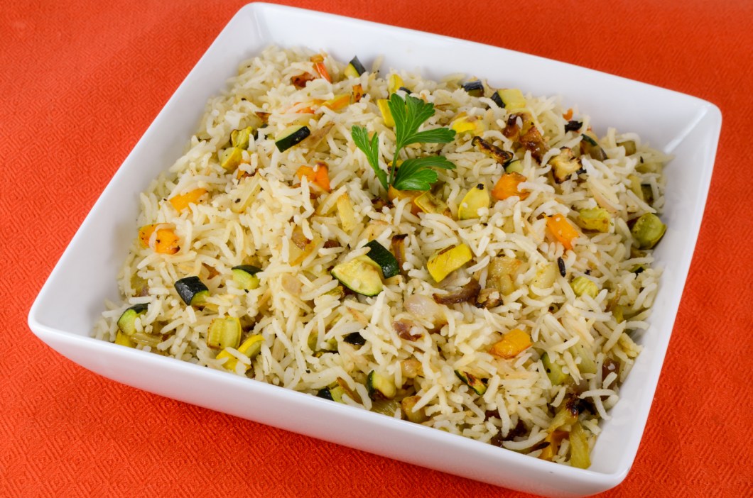 طماطم مشوية مع أرز بسمتي وخضروات صحية