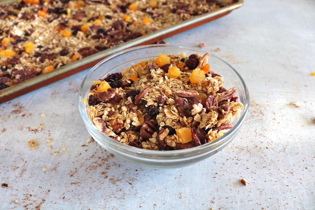 مزيج الجوز والتين المجفف على الإفطار لتعزيز صحة القلب