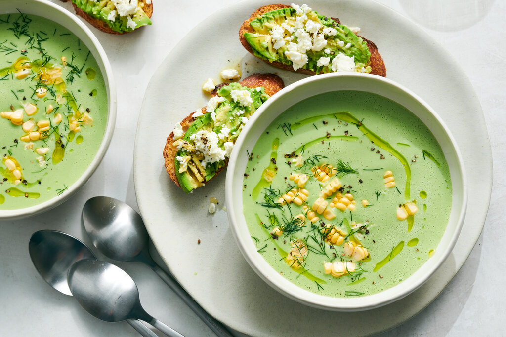 فطيرة المعكرونة بالزبادي والأعشاب